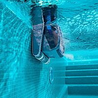 Dolphin M700 CB Automatic Pool Cleaner