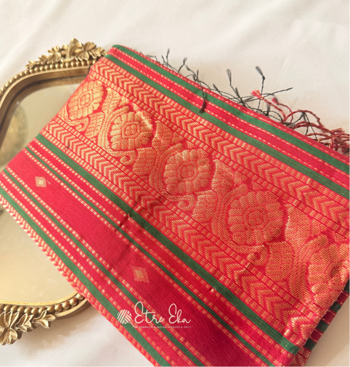 Elegant Maheswari Silk Saree Handwoven Dark Green Saree with Zari woven Red Border and Pallu