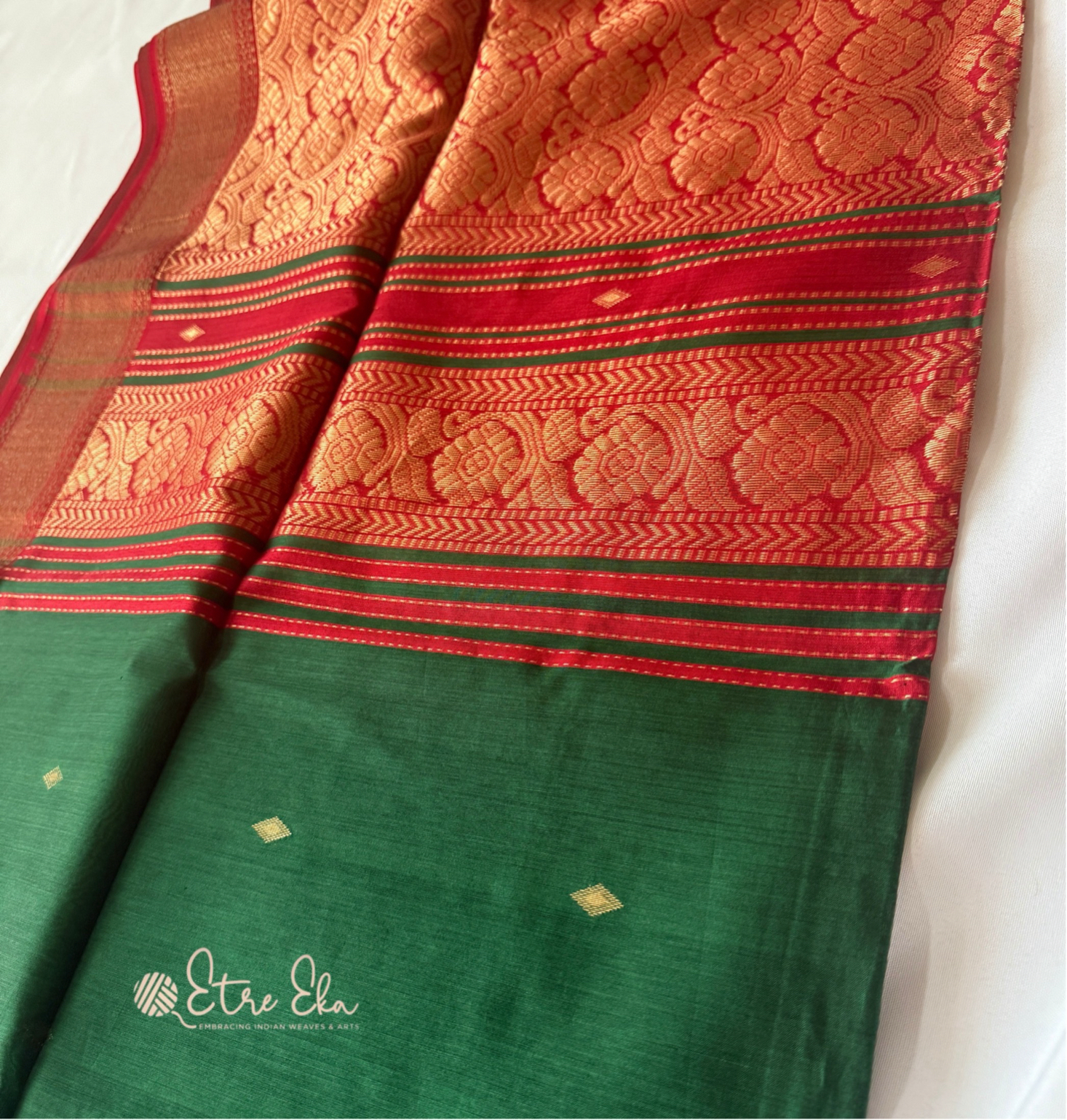 Elegant Maheswari Silk Saree Handwoven Dark Green Saree with Zari woven Red Border and Pallu