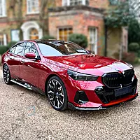 M Performance Style Gloss Black Front Lip Kit – For 2024+ BMW G60 530i / 540i / i5 M Sport