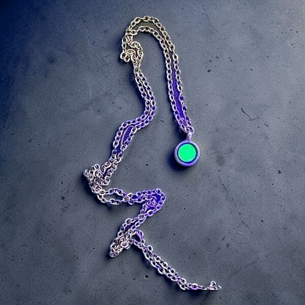Simple Round Uranium Glass Necklace (Copper)