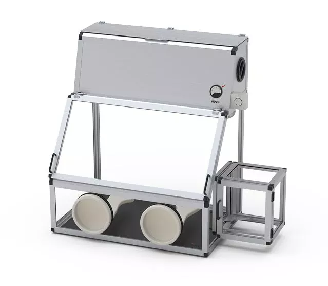Glove Box Air Stream with Transfer Chamber | SICCO