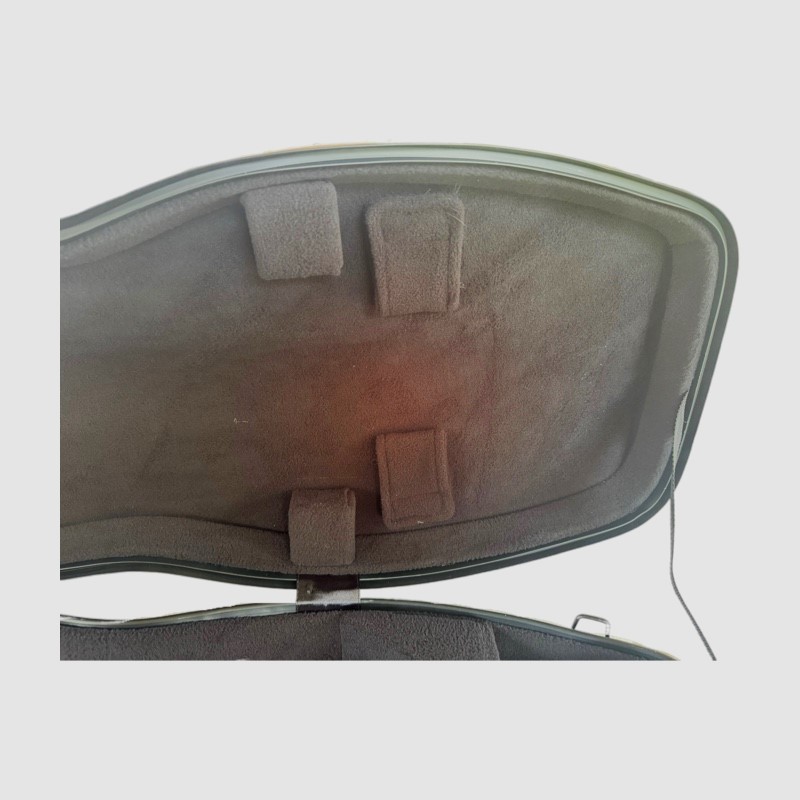 Violin Case, 4/4 Size, Shaped, Professional Quality