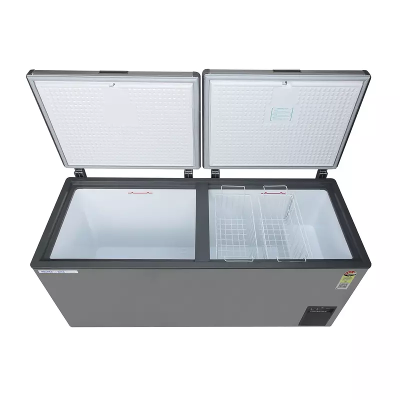 The durable rollers at the base of the CVF500DA4-P1-GW model, demonstrating its easy mobility.