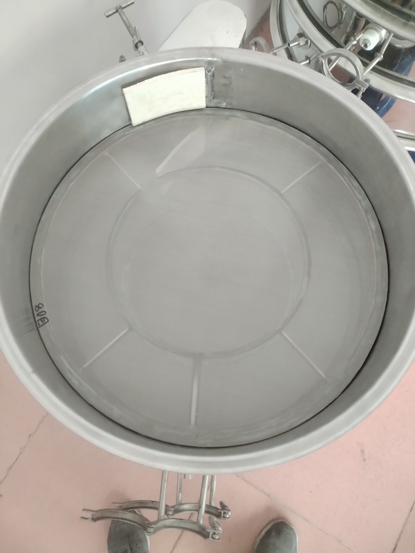 Herbal Sieve Machine