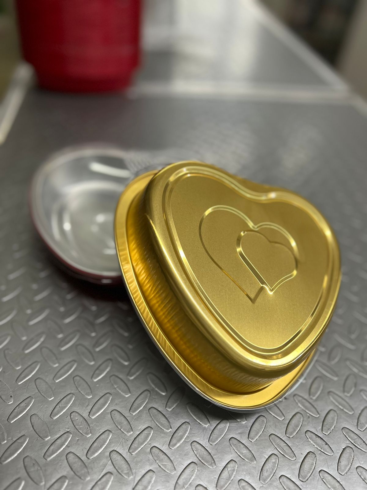 Molde Aluminio Corazon 7x7x1-1/2 Dorado