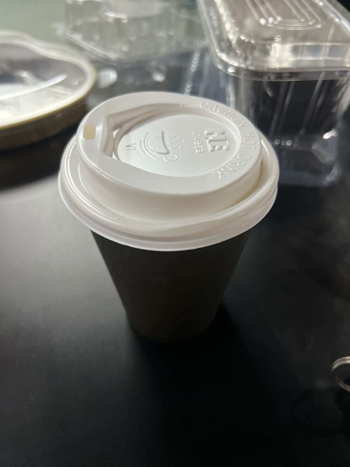 Tapadera Blanca para Vaso de Cafe 12oz RISTRA 50unds