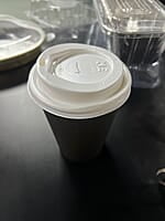 Tapadera Blanca para Vaso de Cafe 12oz RISTRA 50unds