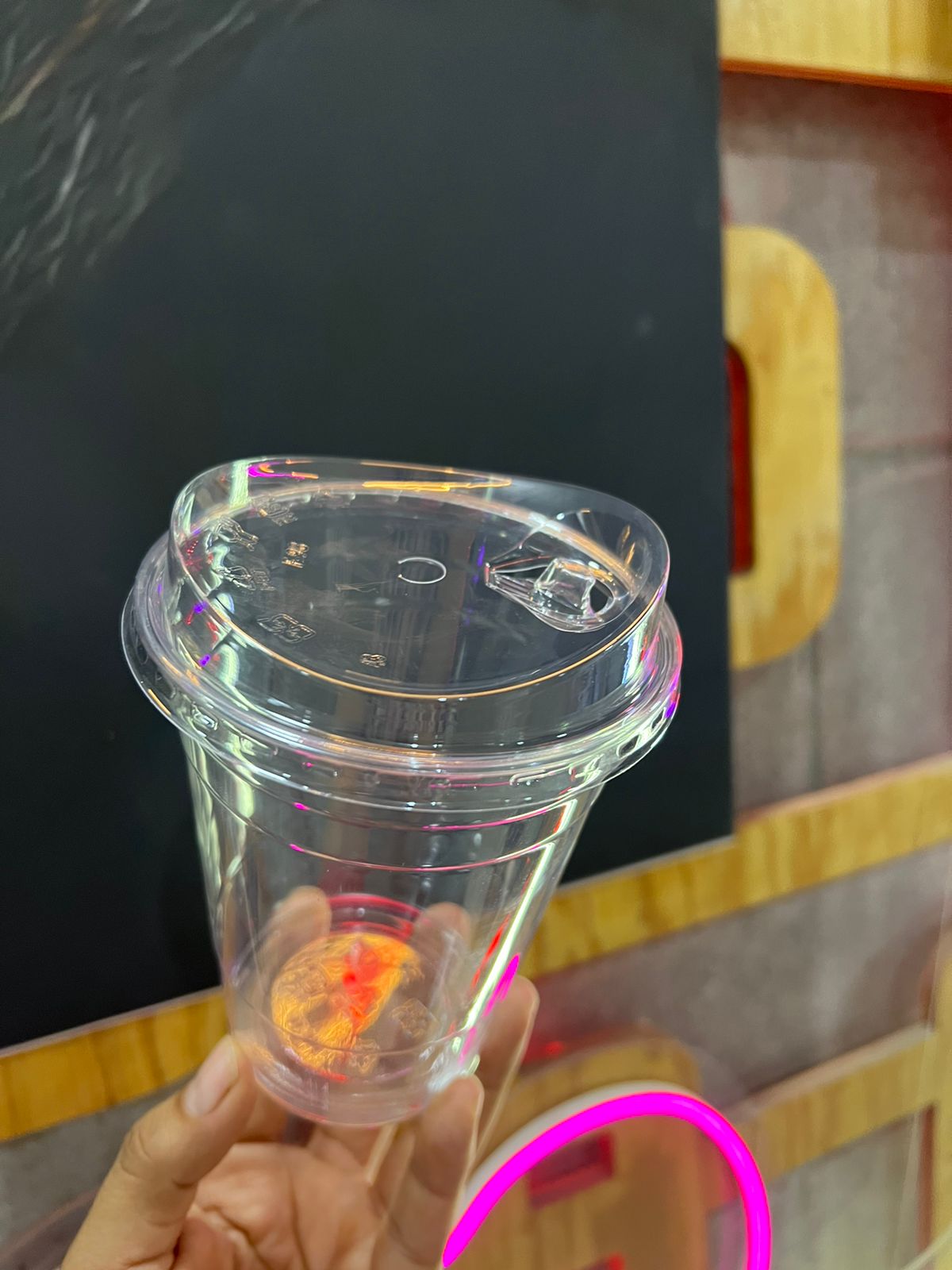 Vaso Pet 20oz PB Ristra 50unds