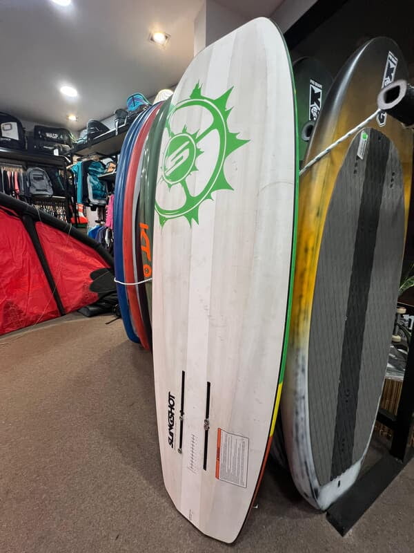 USADO | DWARFCRAFT 2017 - Anaranjada/Aamrilla/Verde | 4'6" | | | | Slingshot