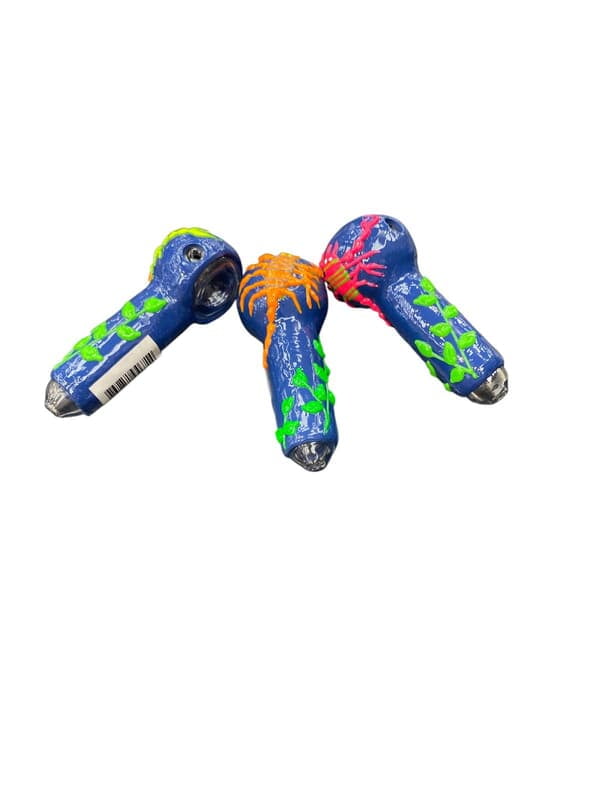 4.1 CLAY HANDPIPE WITH LOBSTER DESIGN AND CAN GLOW IN DARK