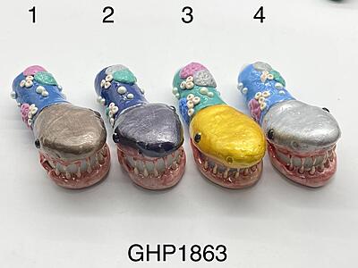 5.5inch clay handpipe with shark design