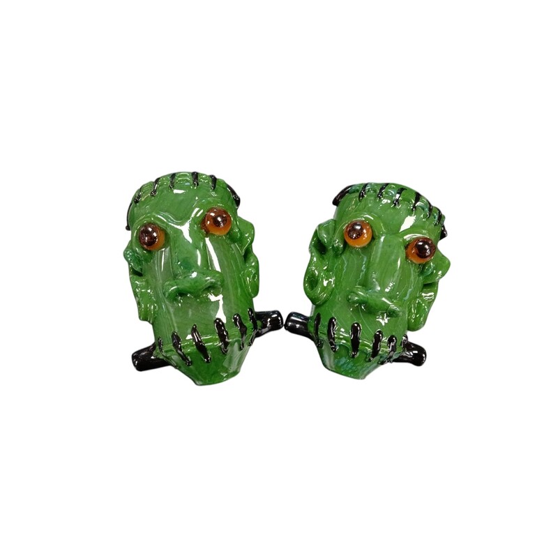 MONSTER FACE HAND PIPE