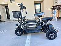 3 wheeler BLACK 3 wheeler BLACK