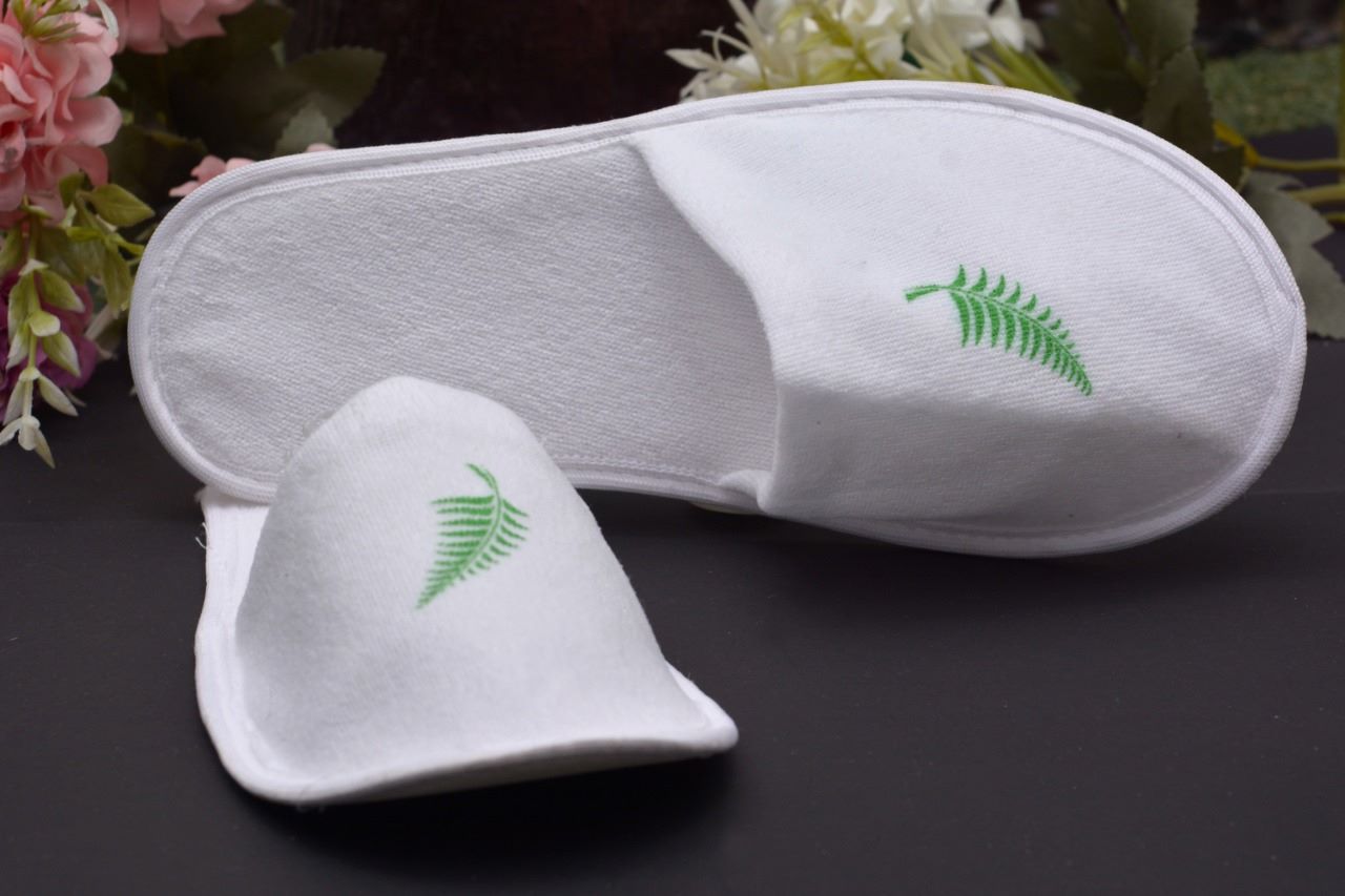 SLIPPER CLOSE TOE 2MM BRANDED