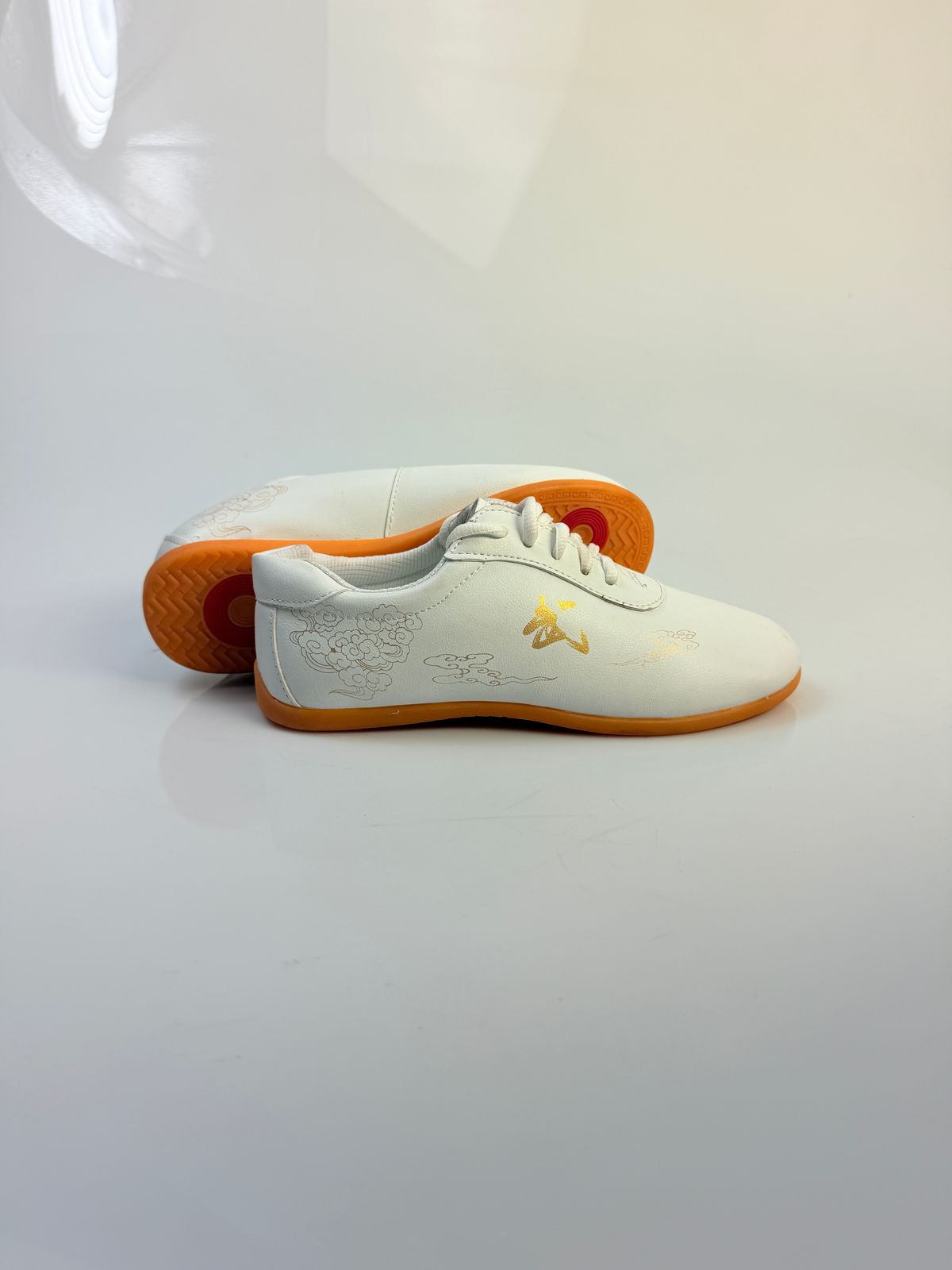 Tenis para Wushu Qiaoshang color blanco