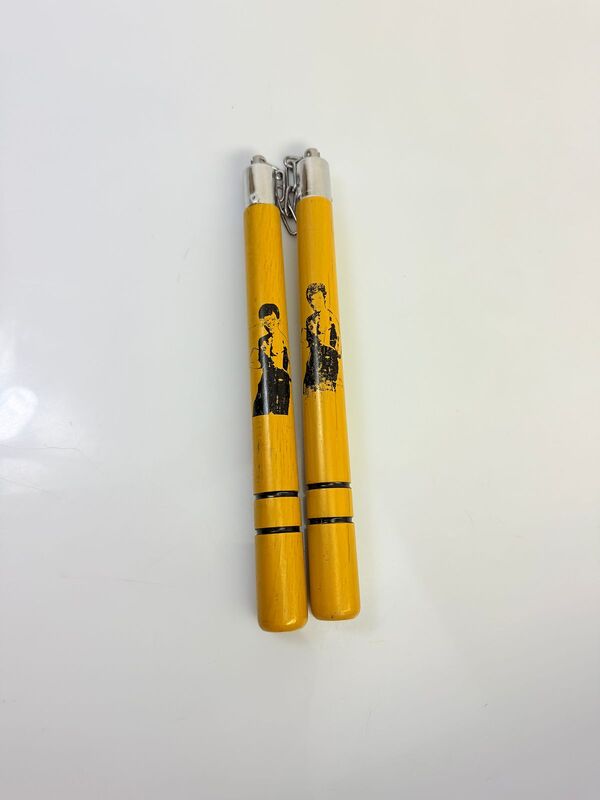 Nunchakus (chakos) De Bruce Lee
