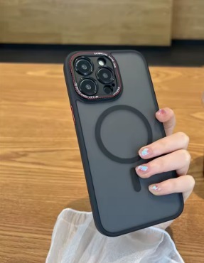 Protector para iPhone 16 Pro Max con MagSafe (Importado)