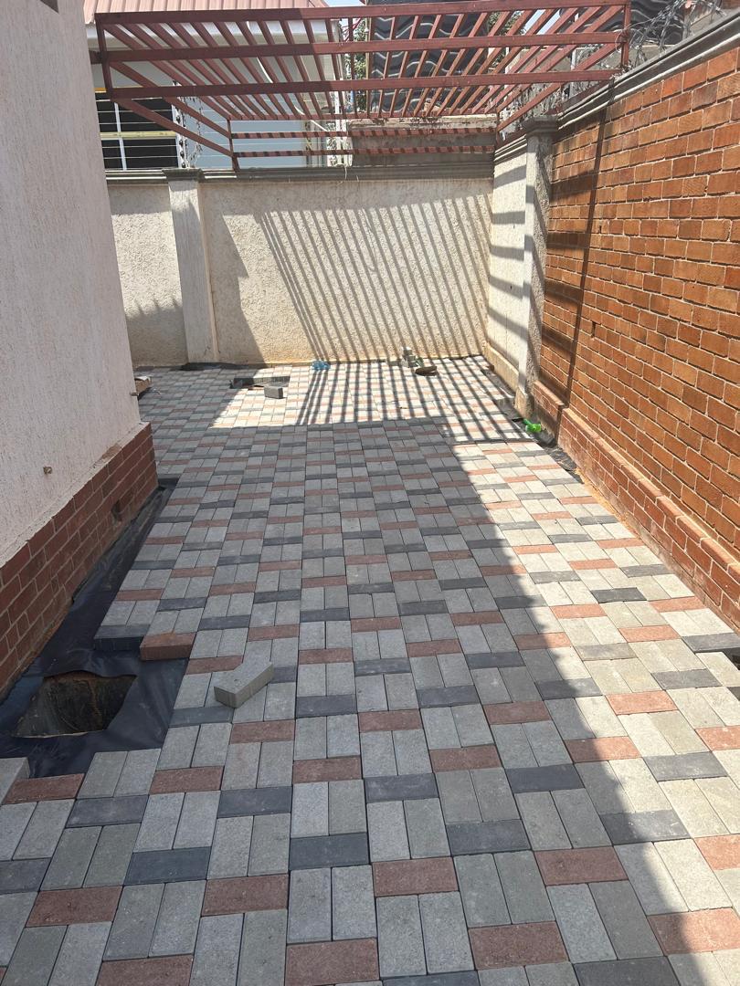 Holland Stone, Small Size, 60mm, Grade C