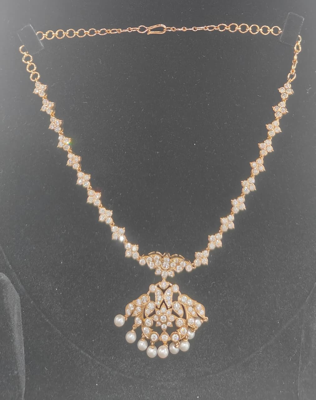 Custom made natural diamond pendant