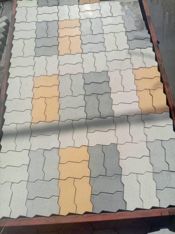 Zigzag paving blocks