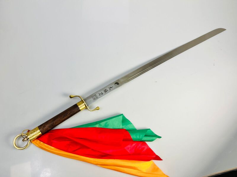 Sable Tai Chi Con Grabado