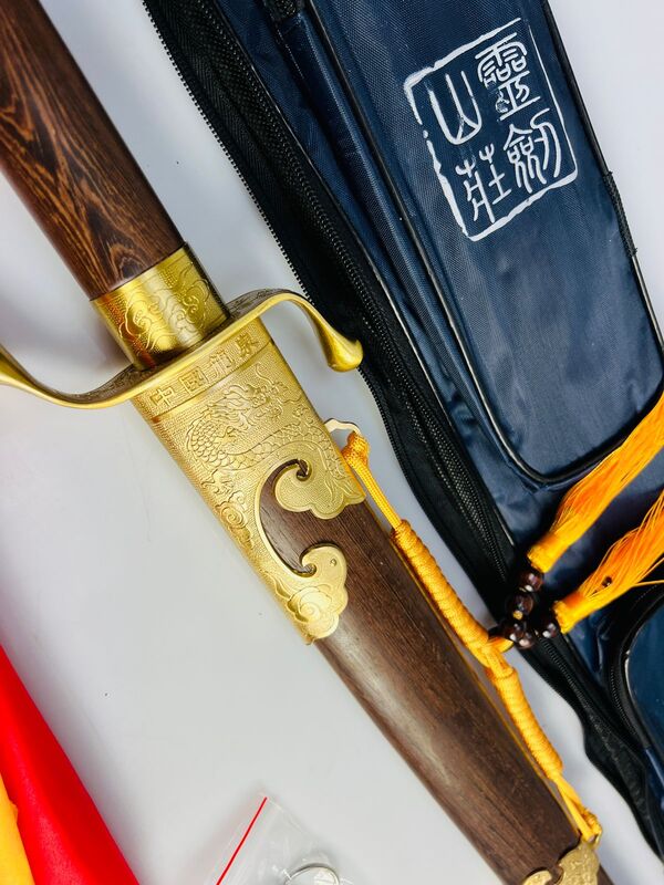 Sable Tai Chi Con Grabado