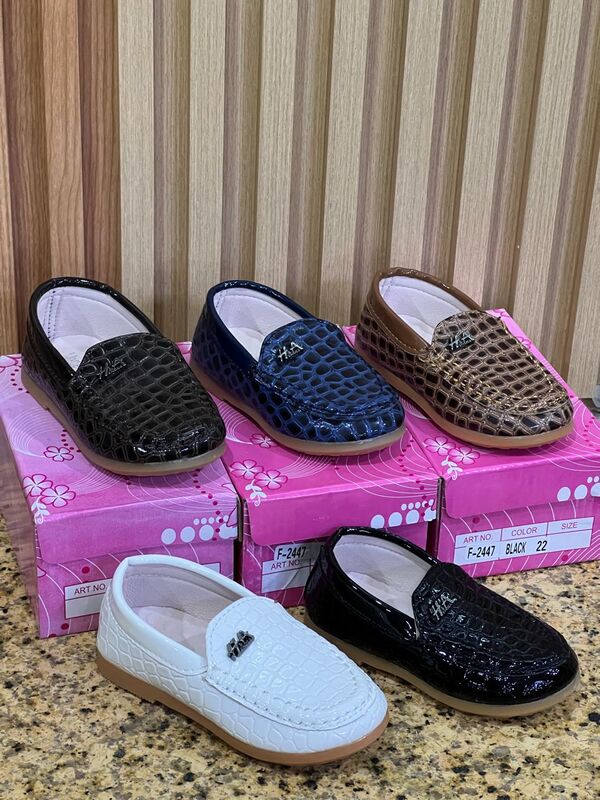 NEW KIDS COVER SHOES (size