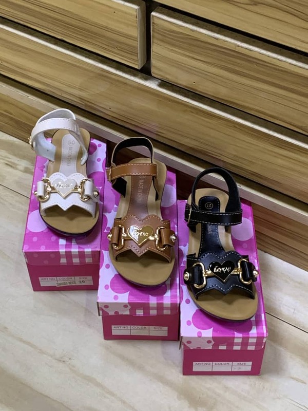 LOVE Kid shoes(size 25-30)