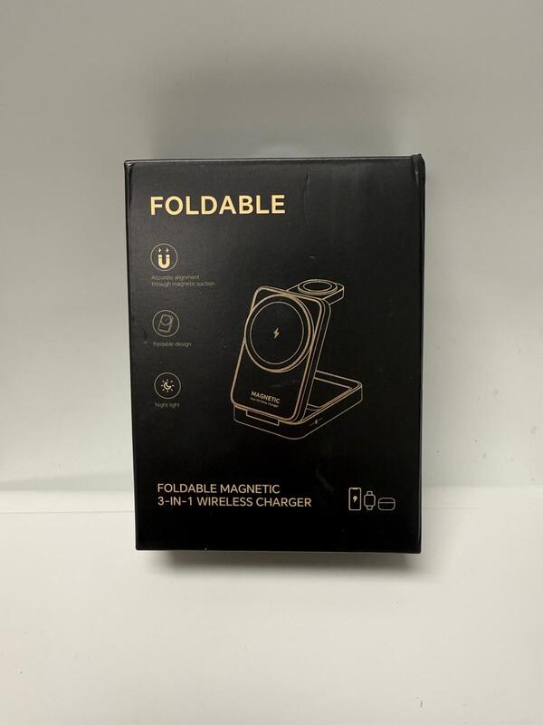 Foldable Magnetic 3-in-1 Wireless Charger with Night Light – Fast Charging Dock