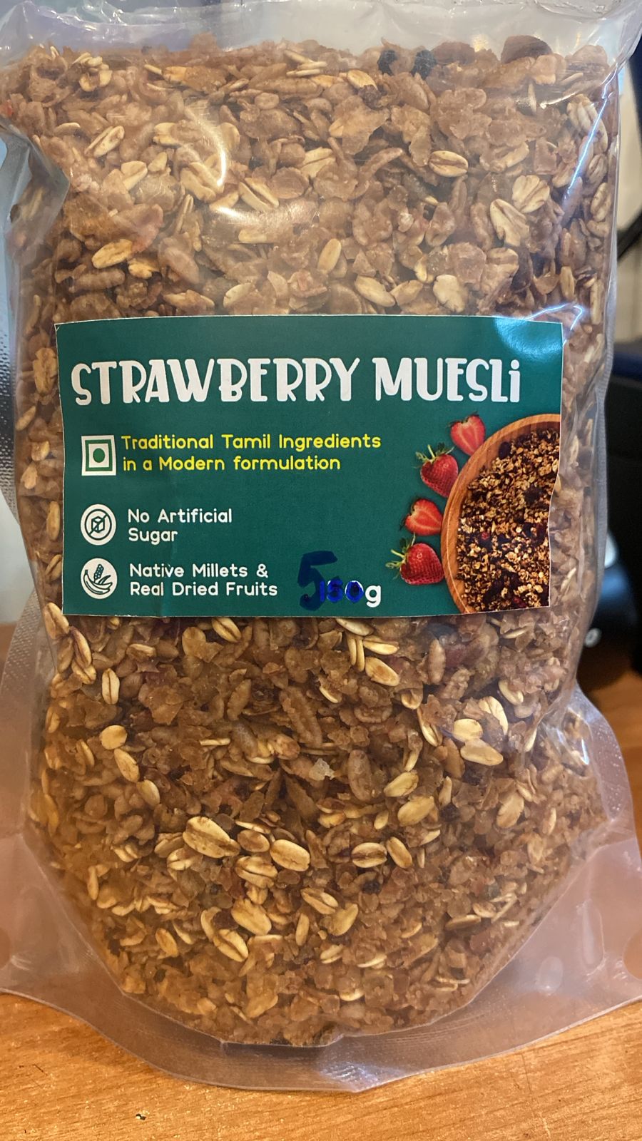 Strawberry muesli 500 g