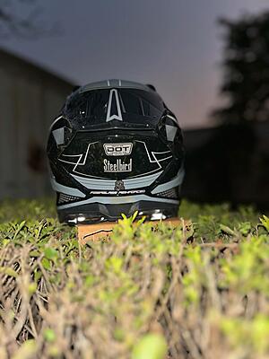 STEELBIRD SBH-61 ISS SXE RACE-X MATT BLACK/SILVER C/V 620MM WITH ANTIFOG(EXLUSIVE)