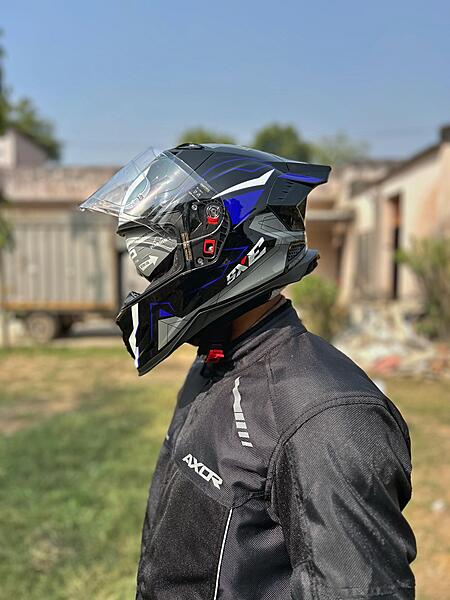 STEELBIRD SBH-61 ISS SXE RACE-X GLOSSY BLACK/BLUE C/V 620MM WITH ANTIFOG(EXLUSIVE)