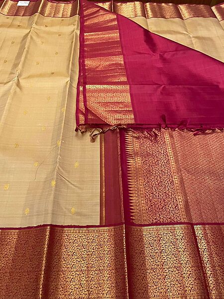 Kanchivaram Silk Saree Beige in Red & Golden Jari Border