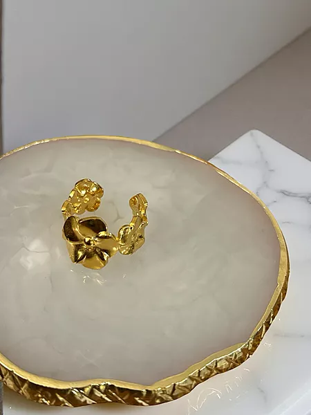 Multi-Floral Ring