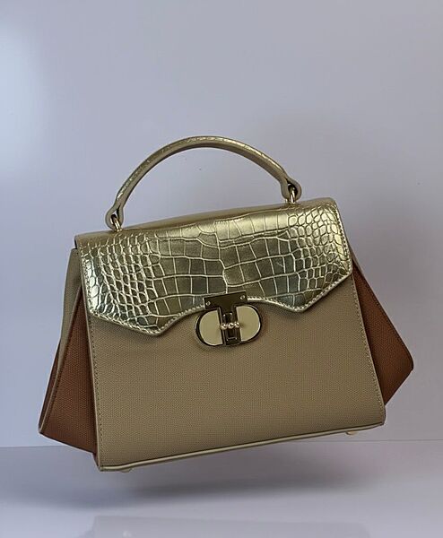 QAZA IN FASHION T-BAG