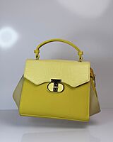 QAZA IN FASHION T-BAG