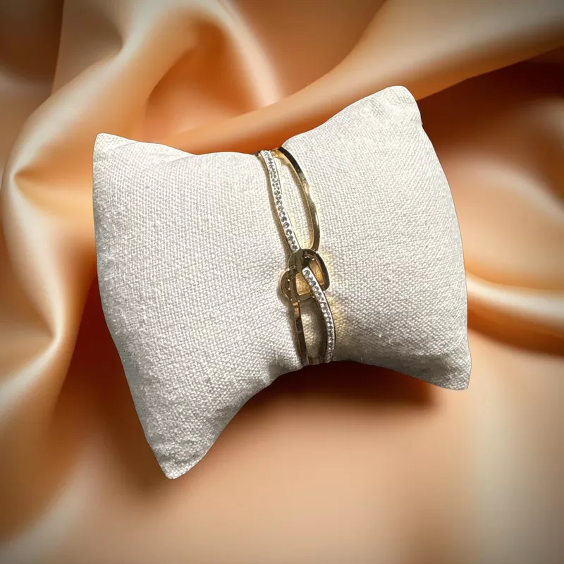 Crystal Embellished Heart knot Bracelet