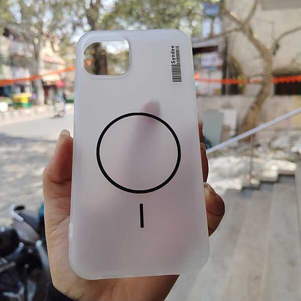 Syndee White Frosted Soft case