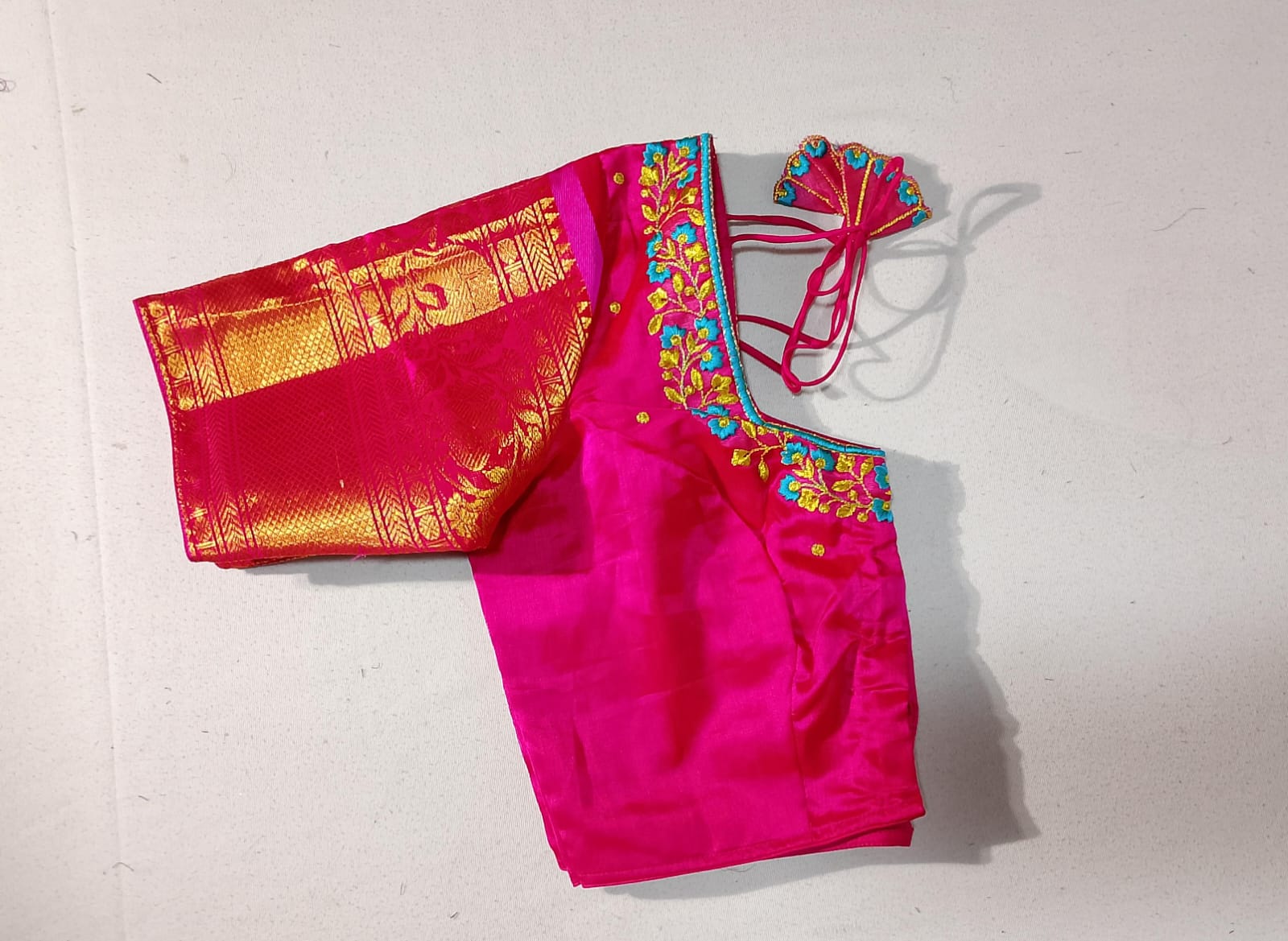 N362: Ready To Ship Beautiful Mangalagiri Saree With Stitched Embroidery Work Blouse N362: Ready To Ship Beautiful Mangalagiri Saree With Stitched Embroidery Work Blouse