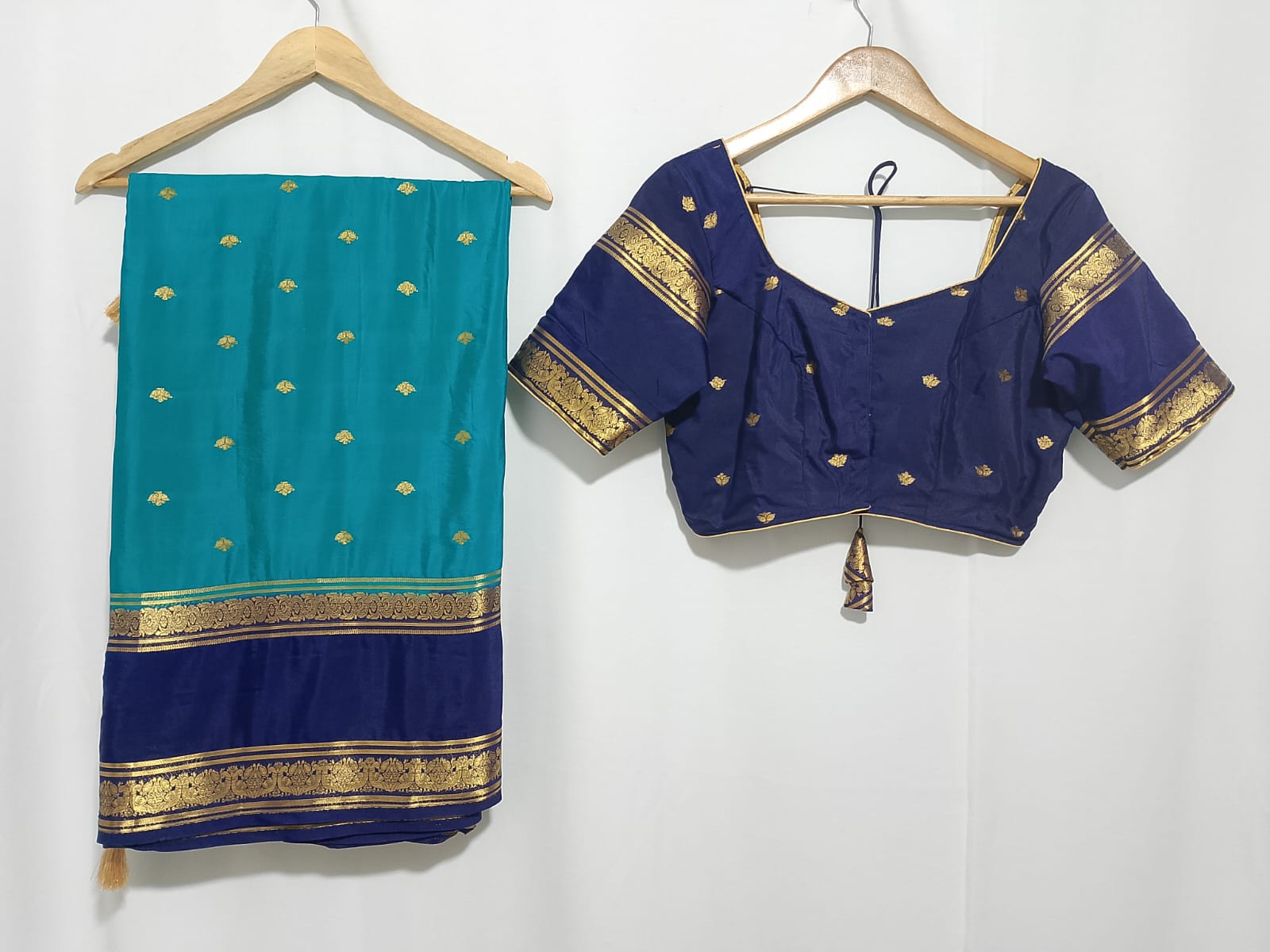 N460: Ready To Ship Beautiful Mysore Crepe Silk Saree With Stitched Blouse