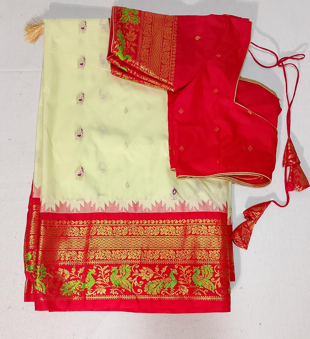 N467: Ready To Ship Beautiful Gadwal Saree With Stitched Blouse