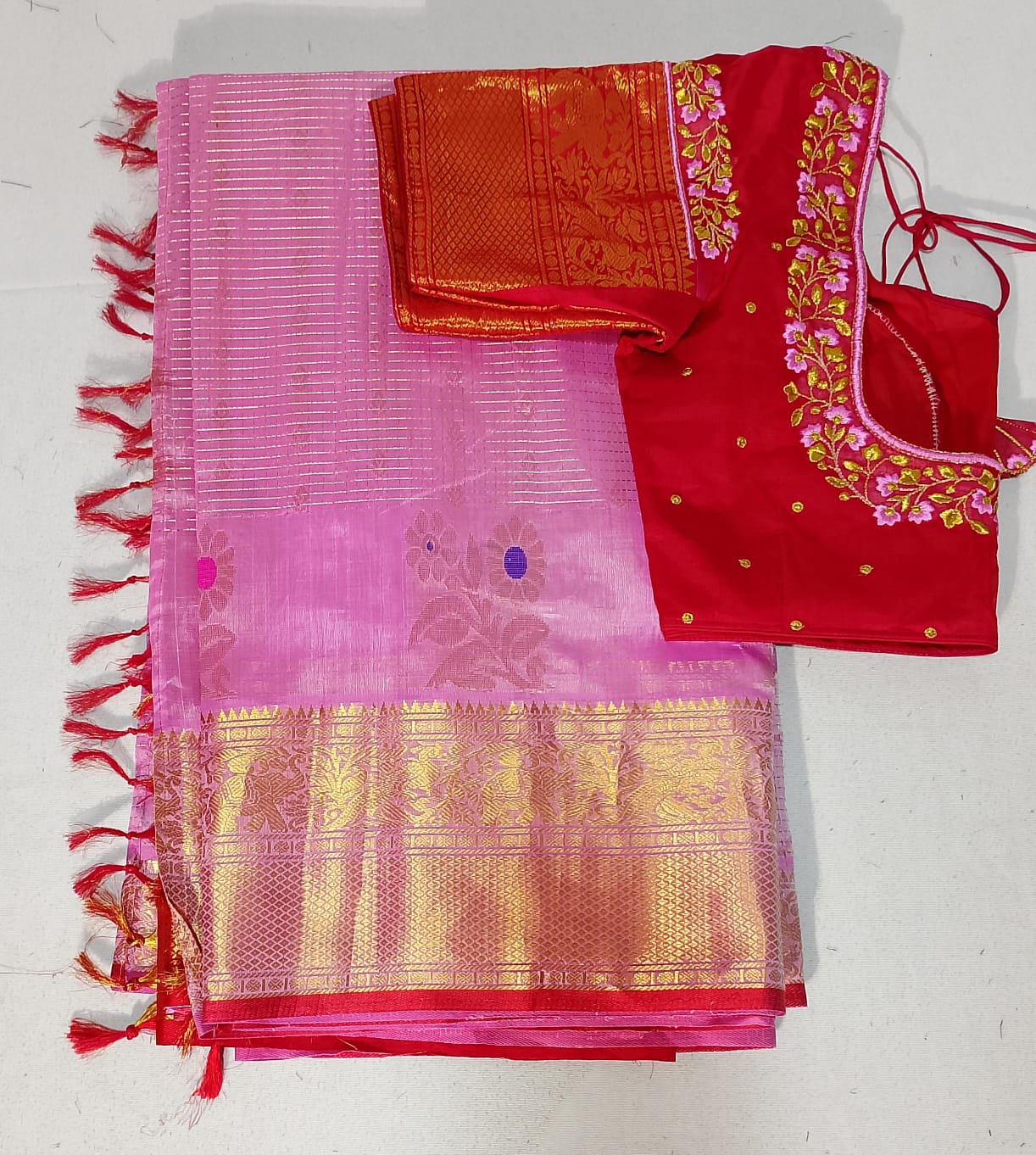 N478: Ready To Ship Beautiful Gadwal Saree With Stitched Blouse