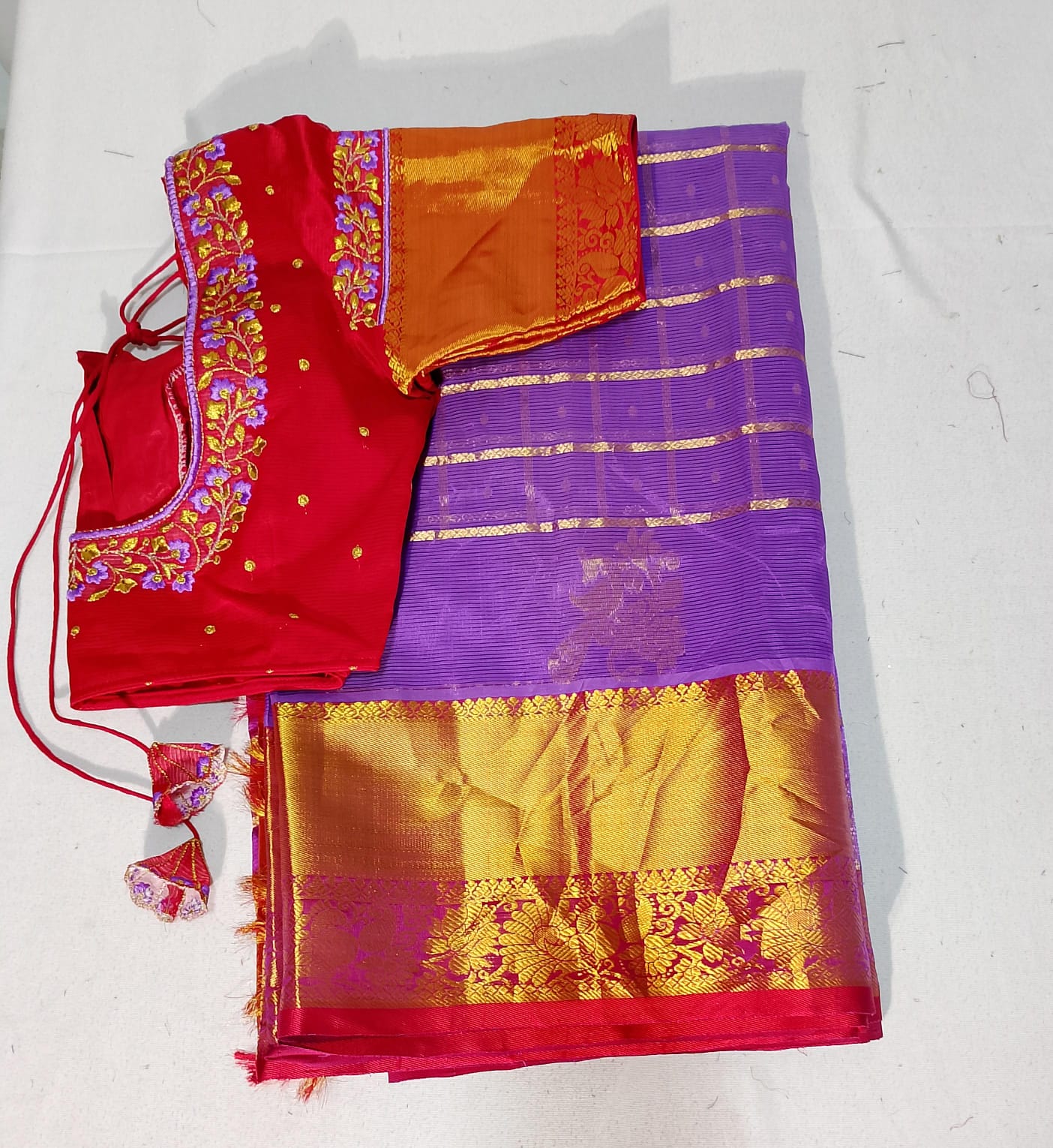 N477: Ready To Ship Beautiful Gadwal Saree With Stitched Blouse