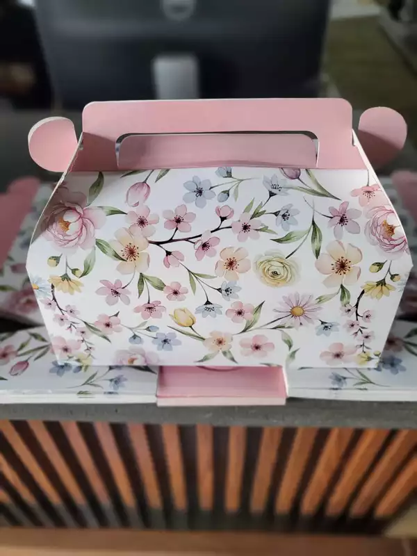 Caja Kraft Tipo Lochera Floral