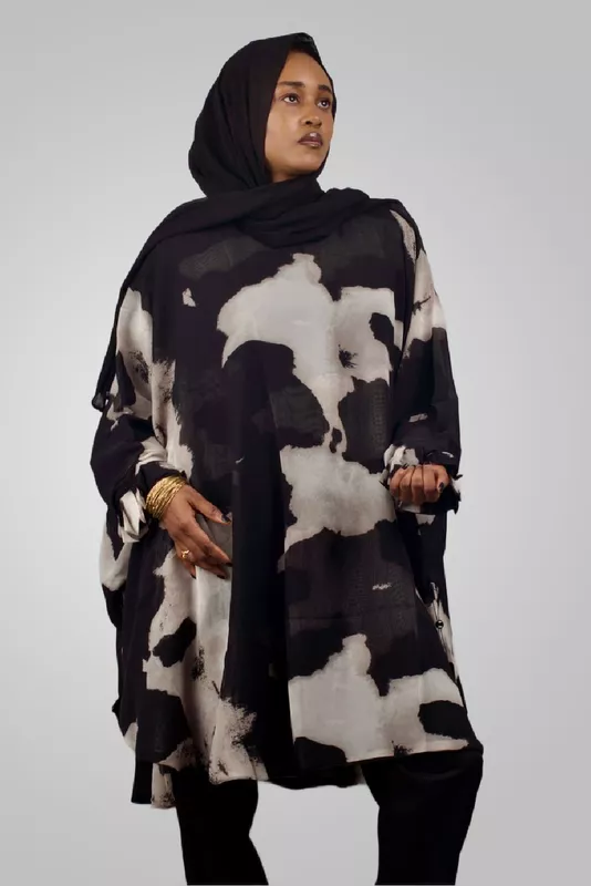SHADOW BLOOM CAPE