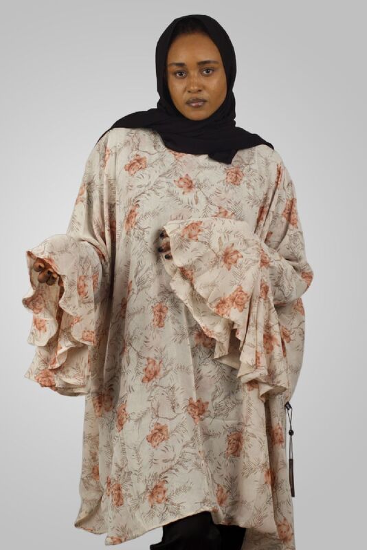 SOFT PETAL CAPE