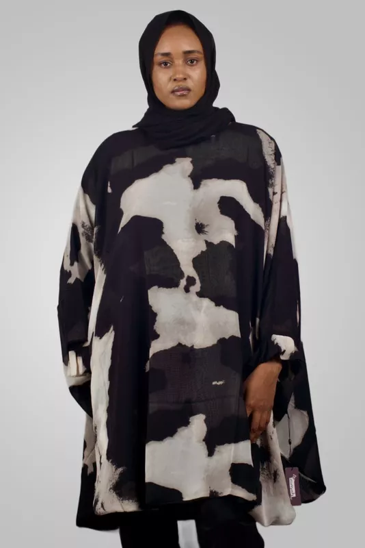 SHADOW BLOOM CAPE