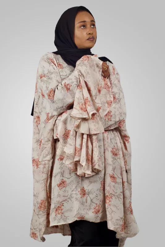SOFT PETAL CAPE