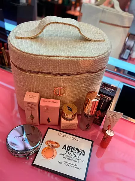 Charlotte Tilbury Set